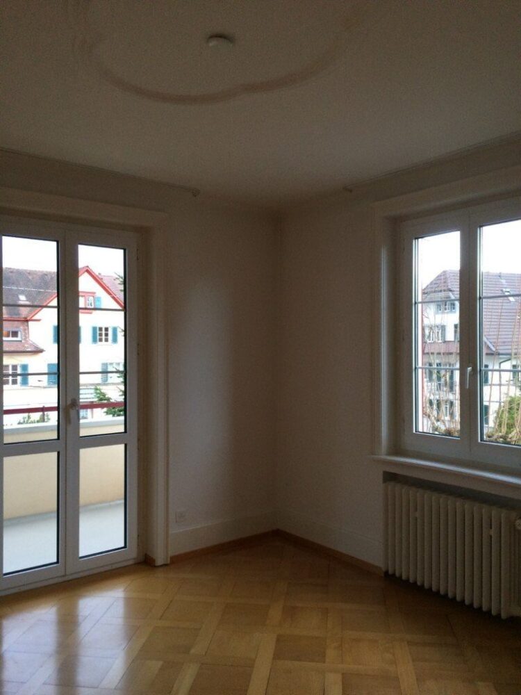 Ecke wie Decke: Weiss